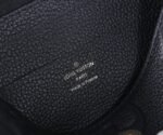Louis Vuitton M82154 WALLET ON CHAIN ​​IVY handbag - Image 9