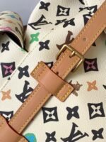 Louis Vuitton M25240 Christopher MM - Image 6