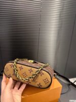 Louis Vuitton M47125 Vanity Chain Pouch - Image 4