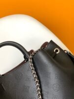 Louis Vuitton M59200 Bella Tote - Image 7