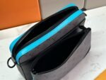 Louis Vuitton M11648 Trio Messenger - Image 6
