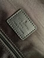 Louis Vuitton M55699 Christopher MM - Image 10