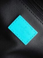 Louis Vuitton M11482 Dopp Kit - Image 10