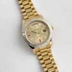 Rolex Day-Date II 218398 Yellow Gold Champagne Dial Diamond Bezel - Image 3