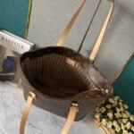 Louis Vuitton M47134 HALF OF A LITTLE ONE - Image 9