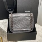 SAINT LAURENT NIKI MEDIUM IN CRINKLED VINTAGE LEATHER - Image 5