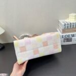 Louis Vuitton jungle bag onthego tote shopping bag - Image 5