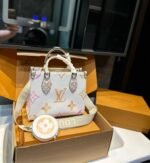 Louis Vuitton onthego Pm small cross-body