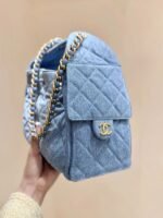 CHANEL 25 Small Handbag - Image 8