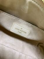 Louis Vuitton M11273 OnTheGo East West - Image 10