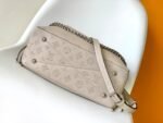 Louis Vuitton M59201 Bella Tote - Image 6